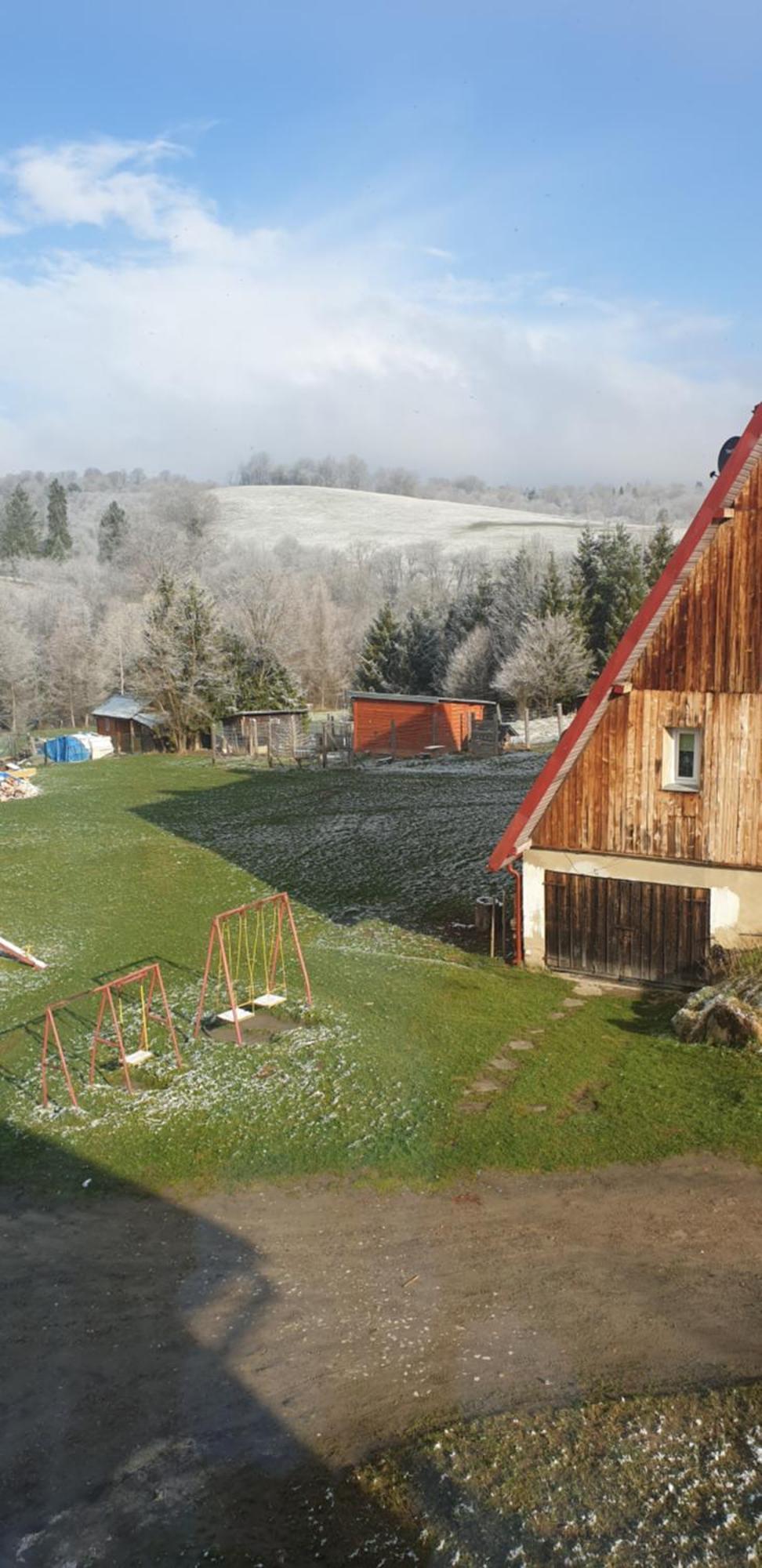 Apartament Wrzos Bieszczady Czarna  Exterior foto